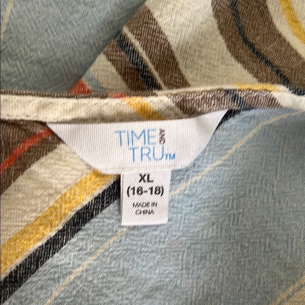 Time and Tru Tan Asymmetrical Tank Top - Picture 8 of 8